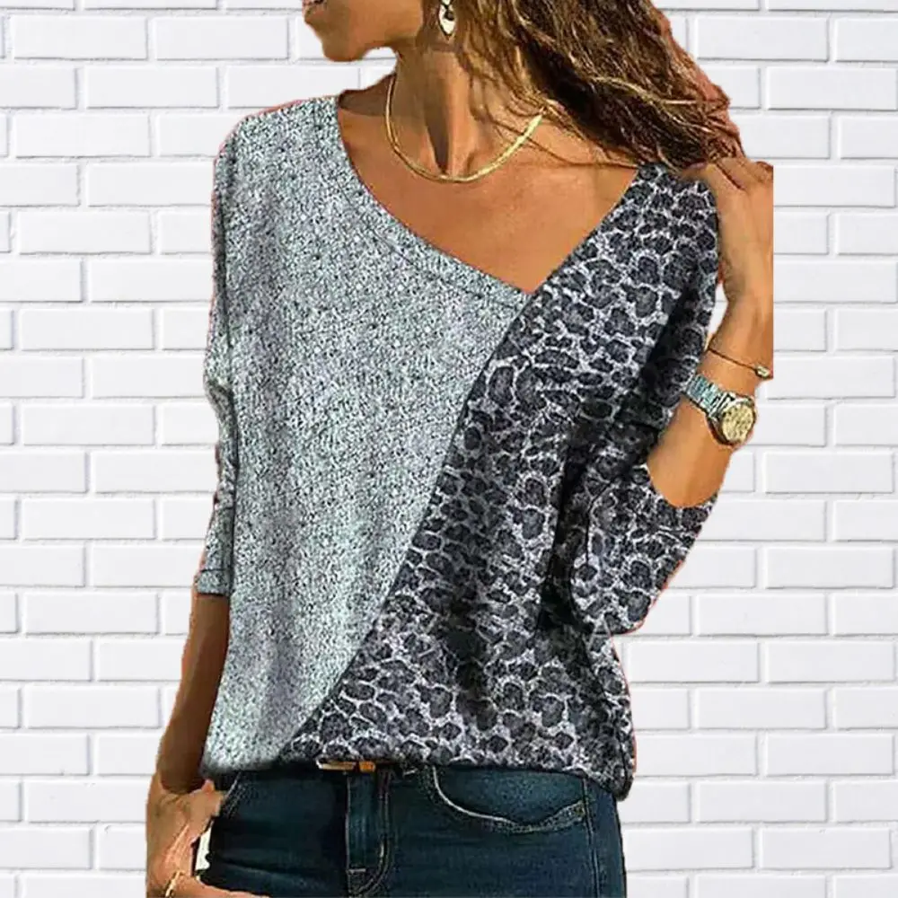 New Women's T-Shirts Leopard Print Women's Clothing Short Sleeve Tops V-Neck Pullovers Streetwear Oversized T-Shirts LadiesTee
New Women's T-Shirts Leopard Print Women's Clothing Short Sleeve Tops V-Neck Pullovers Streetwear Oversized T-Shirts LadiesTee