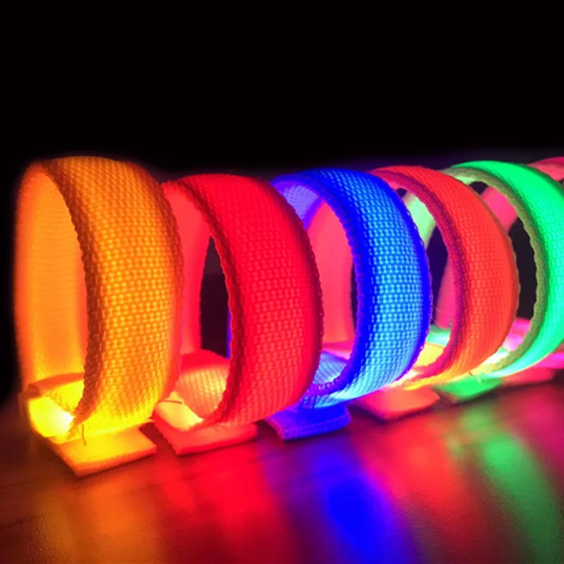 Glow In The Dark Bracelet Party Event Rave Festival Night Club Flash Bar Concert Cheering Props Christmas Luminous Toys
Glow In The Dark Bracelet Party Event Rave Festival Night Club Flash Bar Concert Cheering Props Christmas Luminous Toys