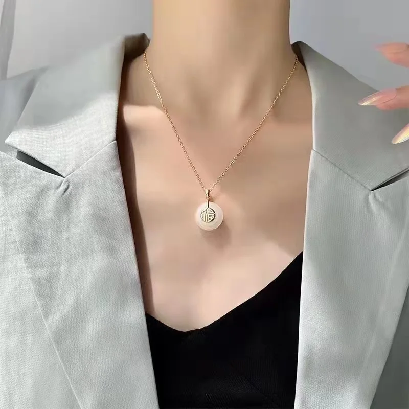 925 Sterling Silver Clavicle Chain Jade Necklace Ancient Gold Hetian Yufu Safety Buckle Pendant Party Jewelry Gift Plumeria Neck
925 Sterling Silver Clavicle Chain Jade Necklace Ancient Gold Hetian Yufu Safety Buckle Pendant Party Jewelry Gift Plumeria Neck