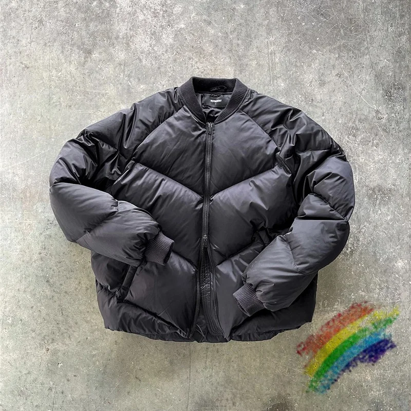 2021FW Represent PUFFER JACKET Men Women 1:1 Best Quality Oversize Collar Zip Closure Represent Coats Thick Down Outerwear
2021FW Represent PUFFER JACKET Men Women 1:1 Best Quality Oversize Collar Zip Closure Represent Coats Thick Down Outerwear