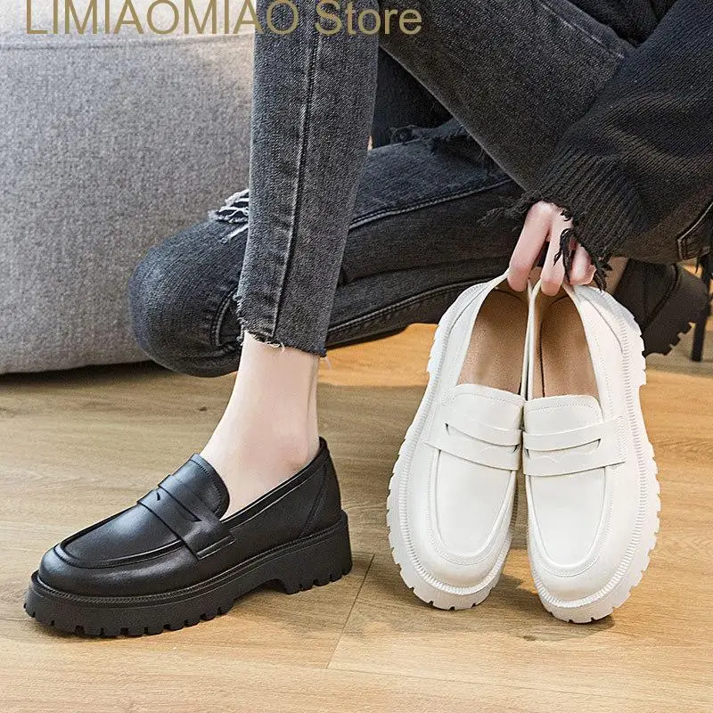 New White Black Chunky Women Split Leather Platform Shoes Round Toe Slip on Ladies Flats Handmade
New White Black Chunky Women Split Leather Platform Shoes Round Toe Slip on Ladies Flats Handmade