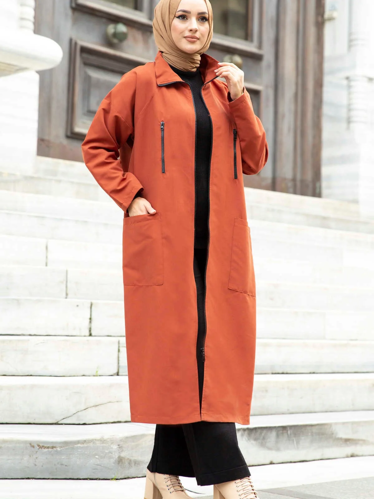 2022 New Fashion High Collar Zipper Hijab Tunic Women Youth Fashion Casual Version Ladies Abaya Stylish Quality Luxury Designer
2022 New Fashion High Collar Zipper Hijab Tunic Women Youth Fashion Casual Version Ladies Abaya Stylish Quality Luxury Designer