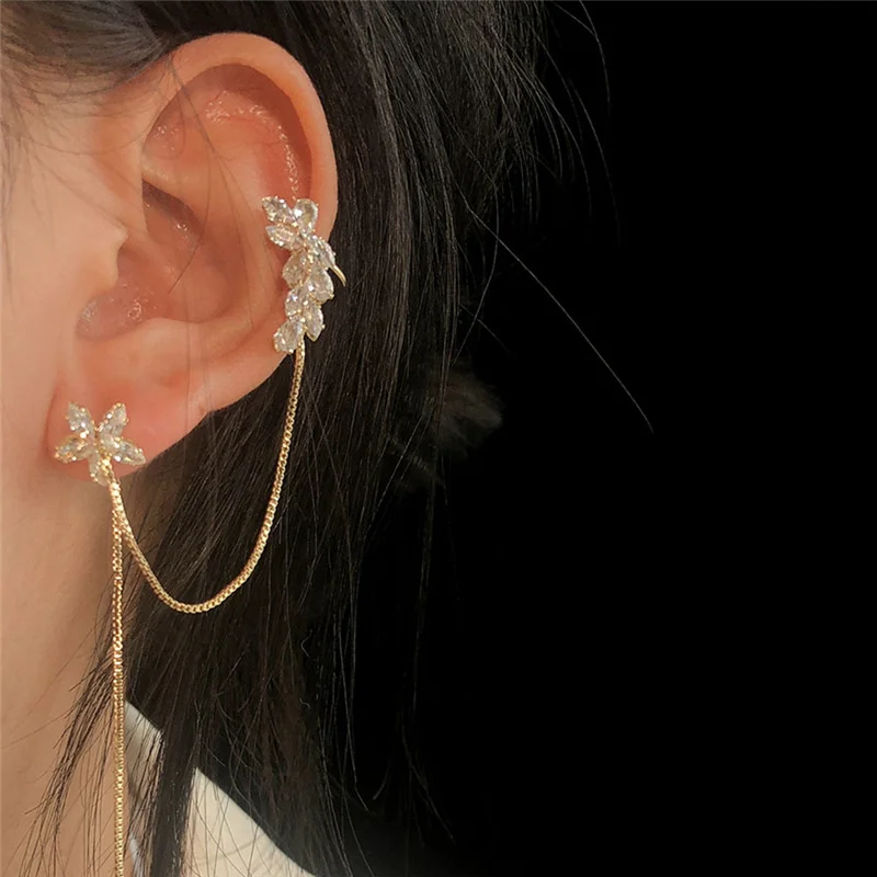 Fashion Korean Flower Pendant Ear Line For Women Trend New Integrated Ear Clip Earrings Boho Cute Bride Jewelry Gift
Fashion Korean Flower Pendant Ear Line For Women Trend New Integrated Ear Clip Earrings Boho Cute Bride Jewelry Gift