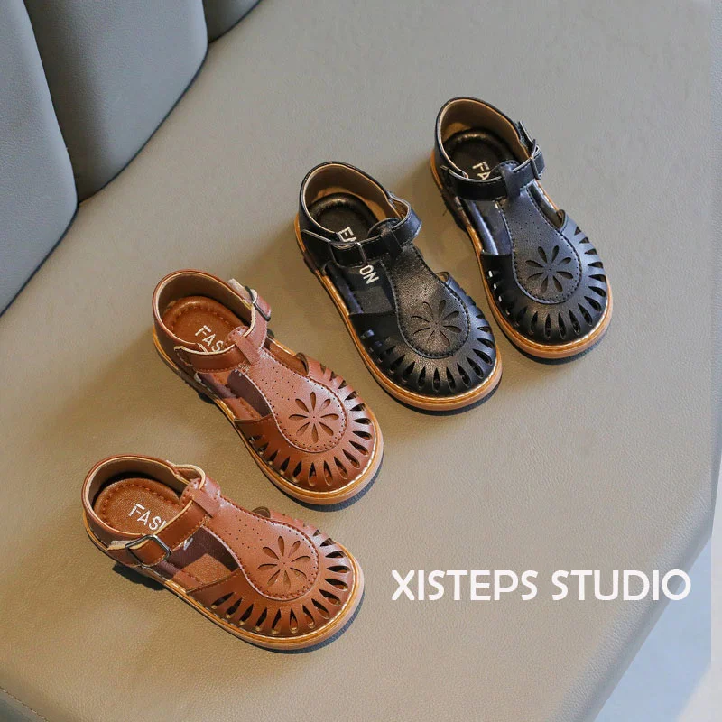 2023 Cut-outs Children Summer Sandals Soft Leather Anti-slip Princess Girls Shoes Brown Black Kids Beach Sandals Girls
2023 Cut-outs Children Summer Sandals Soft Leather Anti-slip Princess Girls Shoes Brown Black Kids Beach Sandals Girls