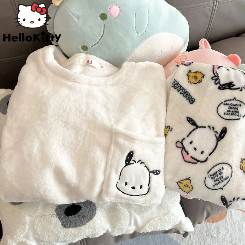 Женский утепленный пижамный комплект Sanrio, теплая пижама из хлопка и бархата, с мультяшным принтом Hello Kitty, Осень-зима
Женский утепленный пижамный комплект Sanrio, теплая пижама из хлопка и бархата, с мультяшным принтом Hello Kitty, Осень-зима