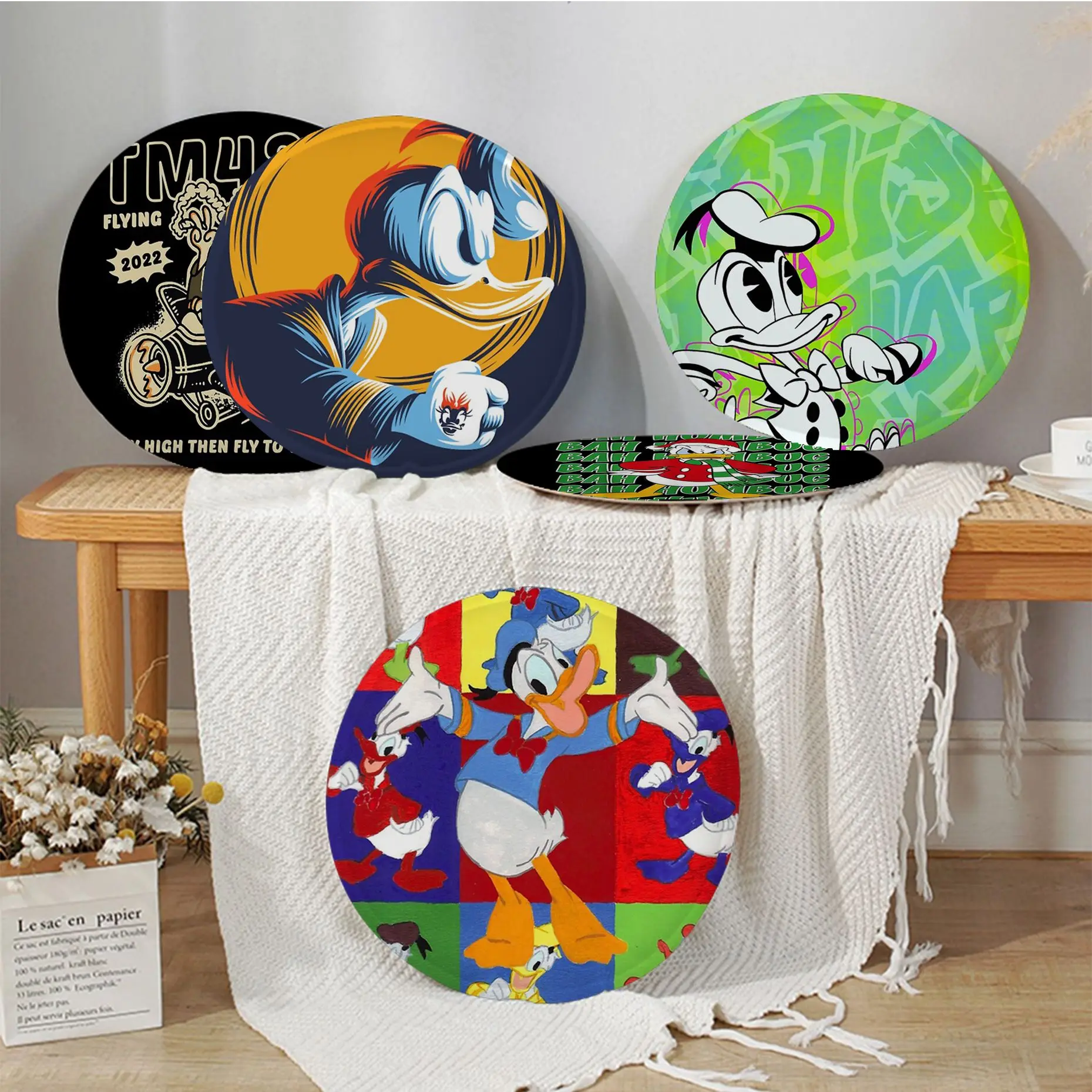 Disney Donald Duck Round Seat Pad Household Cushion Soft Plush Chair Mat Winter Office Bar Outdoor Garden Cushions
Disney Donald Duck Round Seat Pad Household Cushion Soft Plush Chair Mat Winter Office Bar Outdoor Garden Cushions