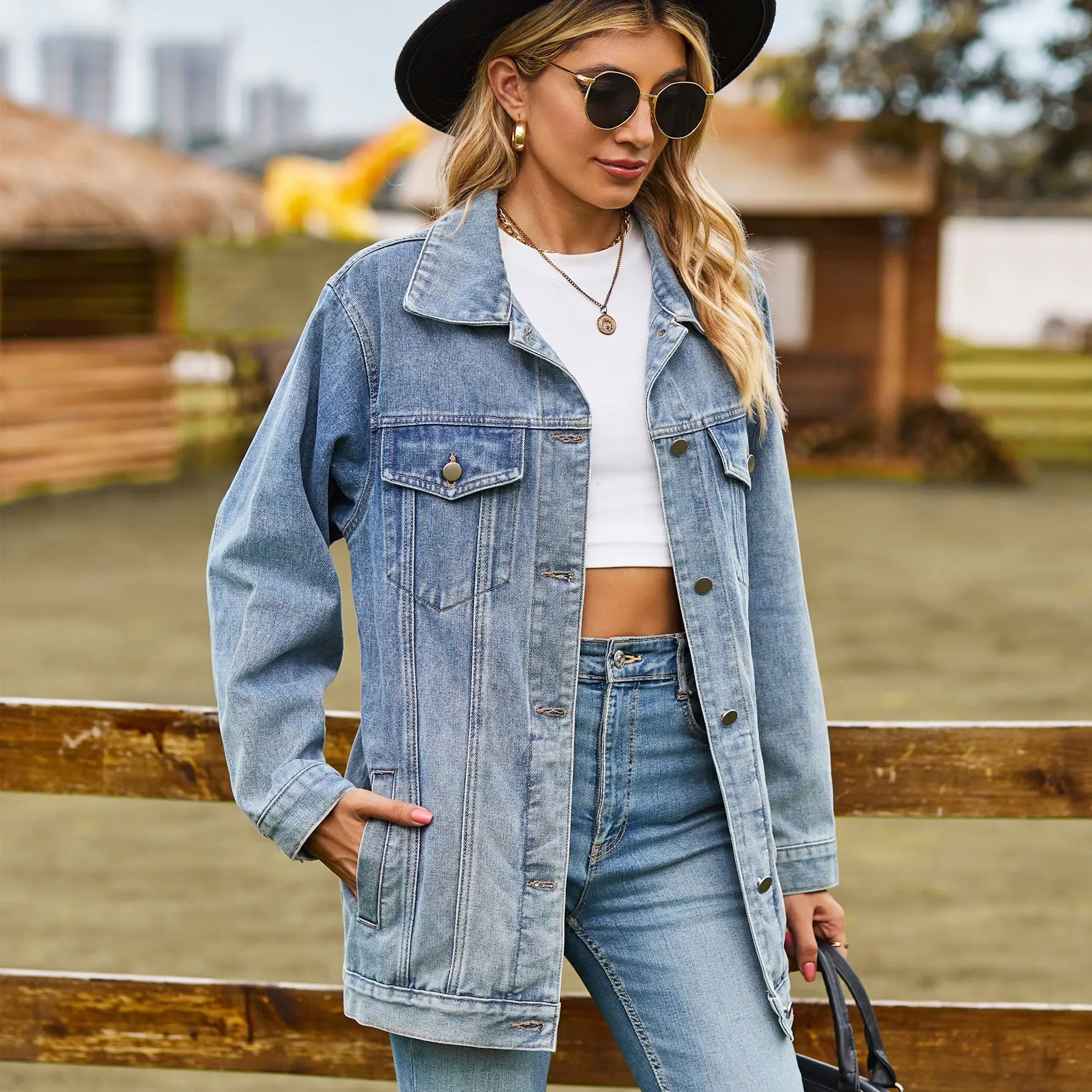 New Versatile Classic Vintage Denim Jacket Women S-2XL Plus Size Casual Loose Tops Street Wear Female Blue Jean Jacket
New Versatile Classic Vintage Denim Jacket Women S-2XL Plus Size Casual Loose Tops Street Wear Female Blue Jean Jacket
