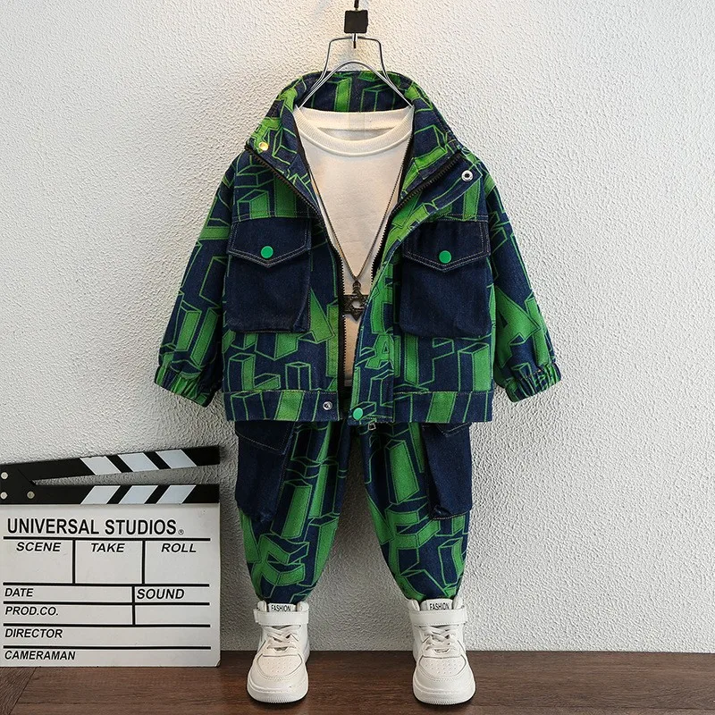 Джинсовый костюм для мальчиков 2-11 лет, с шортами
Джинсовый костюм для мальчиков 2-11 лет, с шортами