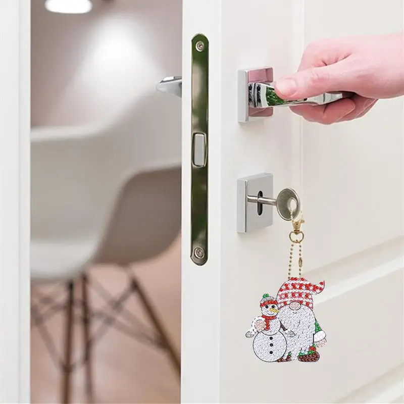 Creative DIY Christmas Diamond Key Chain Sets Diamond Key Chain Kit Christmas Decoration For Holiday Xmas Party Christmas Gifts
Creative DIY Christmas Diamond Key Chain Sets Diamond Key Chain Kit Christmas Decoration For Holiday Xmas Party Christmas Gifts