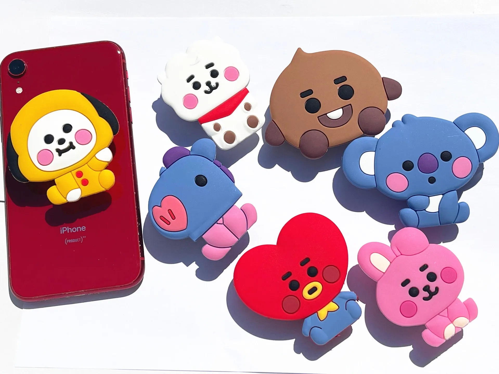 Cute Cartoon Bt21 Handheld Mobile Phone Stand Anime Character Image Desktop Telescopic Telephone Bracket Accessories Gifts Toy
Cute Cartoon Bt21 Handheld Mobile Phone Stand Anime Character Image Desktop Telescopic Telephone Bracket Accessories Gifts Toy