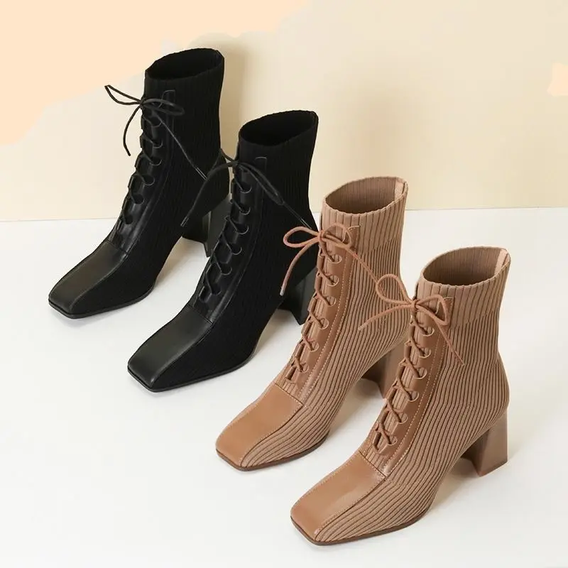 Autumn Winter 2022 New Fashion Stitching Knitted Elastic Stockings Boots High-heeled Short Boots Women's Square Toe High Boots
Autumn Winter 2022 New Fashion Stitching Knitted Elastic Stockings Boots High-heeled Short Boots Women's Square Toe High Boots