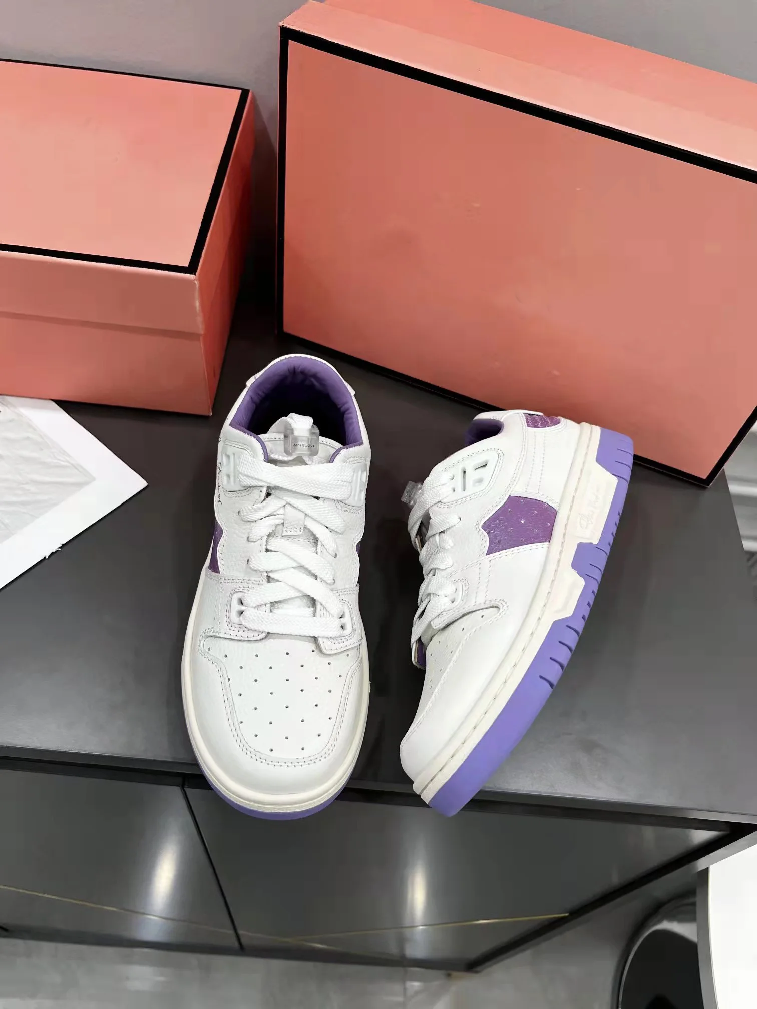 Perfect Shoes Calf Leather Nubuck Suede Low Top Sneakers Europe Women Fashion Trainers
Perfect Shoes Calf Leather Nubuck Suede Low Top Sneakers Europe Women Fashion Trainers