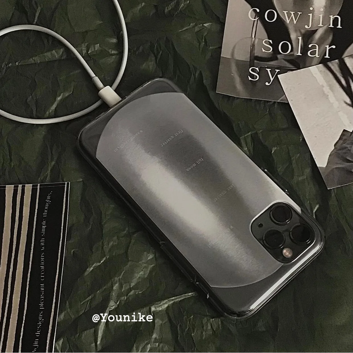 Корейский дизайнерский новый металлический чехол для Iphone13pro/12Promax Apple 11/XR
Корейский дизайнерский новый металлический чехол для Iphone13pro/12Promax Apple 11/XR