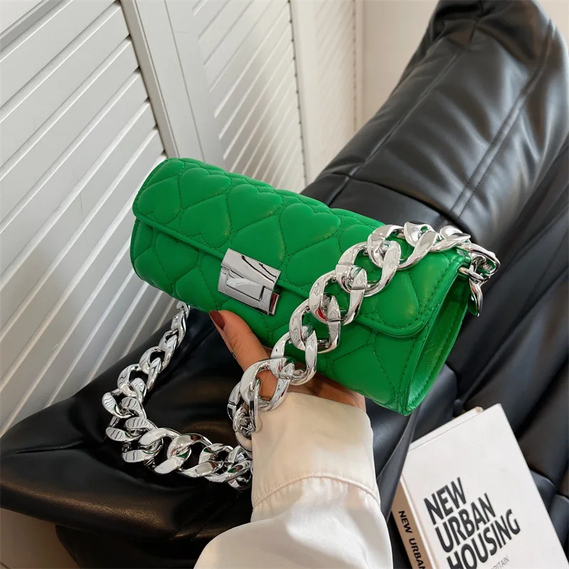 Classic Ladies Heart-shaped Sewing Thread Shoulder Bags Chains Luxury Women Hand Bags Underarm Bag Large Embroidery Clutch Bags
Classic Ladies Heart-shaped Sewing Thread Shoulder Bags Chains Luxury Women Hand Bags Underarm Bag Large Embroidery Clutch Bags