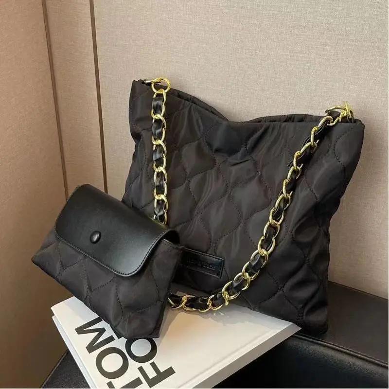 2023 rhombus Embroidery Thread Shoulder Bags For Women New Fashion Casual Handbags Large Capacity Chain Tote Female Shopping Bag
2023 rhombus Embroidery Thread Shoulder Bags For Women New Fashion Casual Handbags Large Capacity Chain Tote Female Shopping Bag