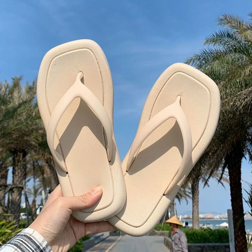 Сандалии женские пляжные Нескользящие, шлепанцы с мягкой подошвой, толстая подошва, для душа, уличные тапочки-стринги, летние Тапочки
Сандалии женские пляжные Нескользящие, шлепанцы с мягкой подошвой, толстая подошва, для душа, уличные тапочки-стринги, летние Тапочки