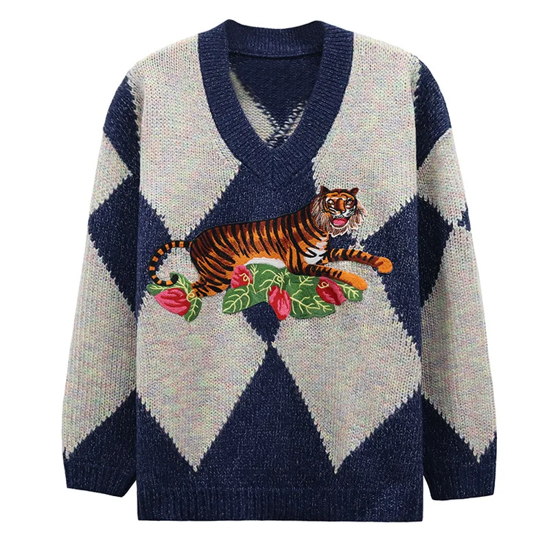 Blue Diamond Animal Embroidery Loose V-Neck Oversize Casual Top Thick Autumn Winter Pullover Sweater 2022 New Women Clothing
Blue Diamond Animal Embroidery Loose V-Neck Oversize Casual Top Thick Autumn Winter Pullover Sweater 2022 New Women Clothing