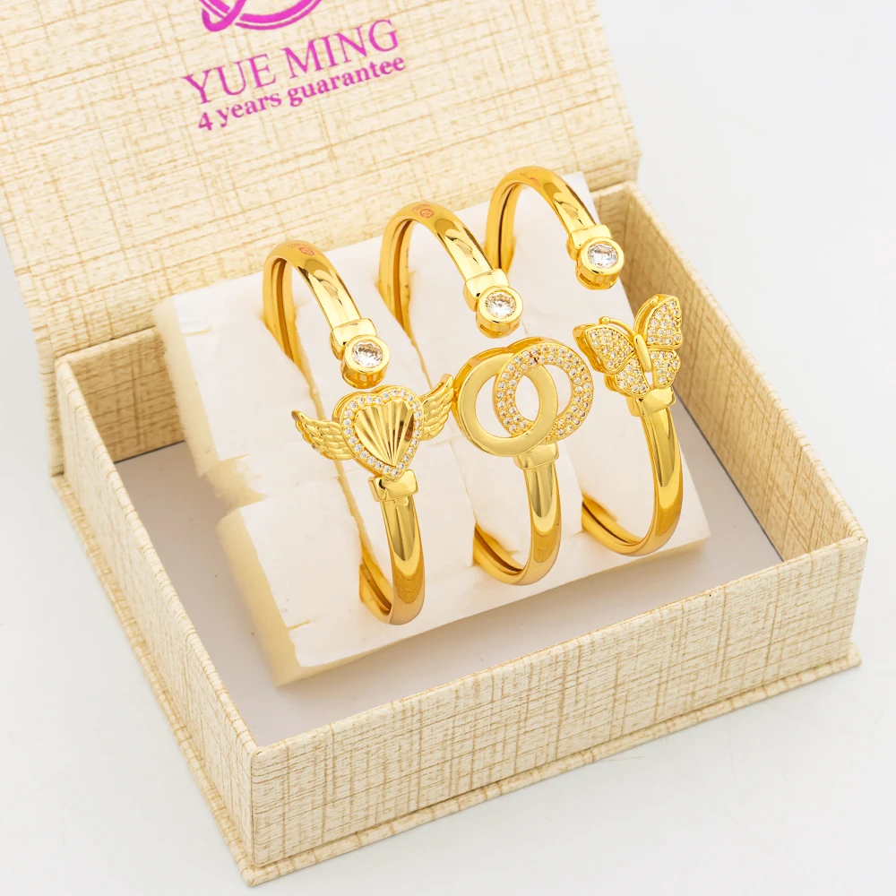 Luxury Hoop Female Bangle Gold Color Bracelet With Box Design Jewelry for Women African Arab Wedding Anniversary Party Bangle
Luxury Hoop Female Bangle Gold Color Bracelet With Box Design Jewelry for Women African Arab Wedding Anniversary Party Bangle