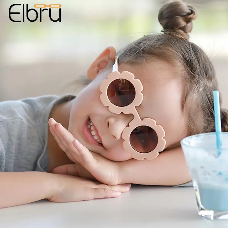 Elbru New Sunflower Children's Sunglasses Cute Baby Comfortable Photo Sunglasses Round Frame Flower Petal Glasses Macaron Color
Elbru New Sunflower Children's Sunglasses Cute Baby Comfortable Photo Sunglasses Round Frame Flower Petal Glasses Macaron Color