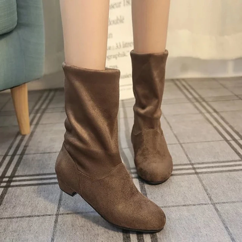 Women Snow Boots Solid Winter Boots Suede Flocking Mid-Calf Snow Boots Female Warm Fur Plush Ladies Sock Boots
Women Snow Boots Solid Winter Boots Suede Flocking Mid-Calf Snow Boots Female Warm Fur Plush Ladies Sock Boots