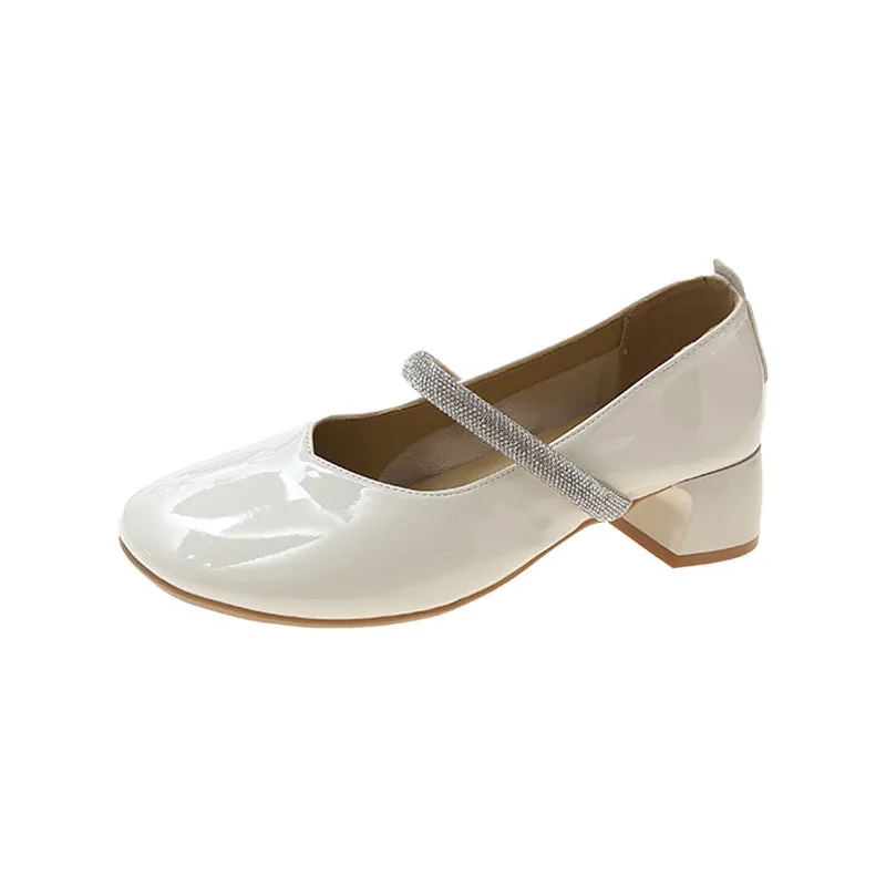 Туфли женские с круглым носком, на толстом каблуке, демисезонные, 2022
Туфли женские с круглым носком, на толстом каблуке, демисезонные, 2022