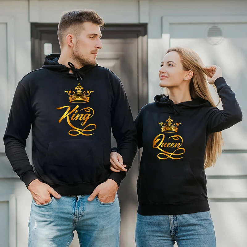 2022 Fashion Couple Sportwear Set KING or QUEEN Printed Hooded Suits 2PCS Set Couples Design Streetwear Hoodie and Pants S-4XL
2022 Fashion Couple Sportwear Set KING or QUEEN Printed Hooded Suits 2PCS Set Couples Design Streetwear Hoodie and Pants S-4XL