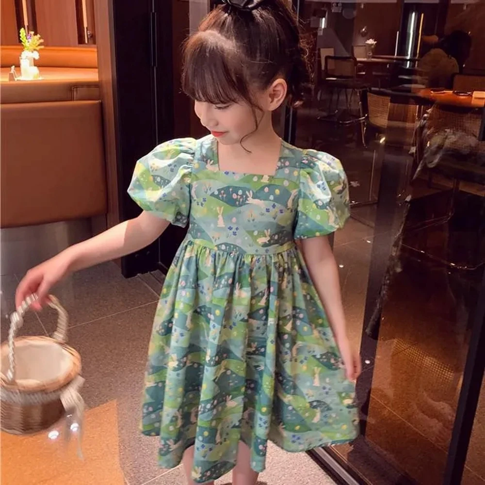 Платье с цветочным принтом для маленьких девочек, детское хлопковое платье с коротким рукавом для девочек, милое Повседневное платье с поясом, одежда
Платье с цветочным принтом для маленьких девочек, детское хлопковое платье с коротким рукавом для девочек, милое Повседневное платье с поясом, одежда