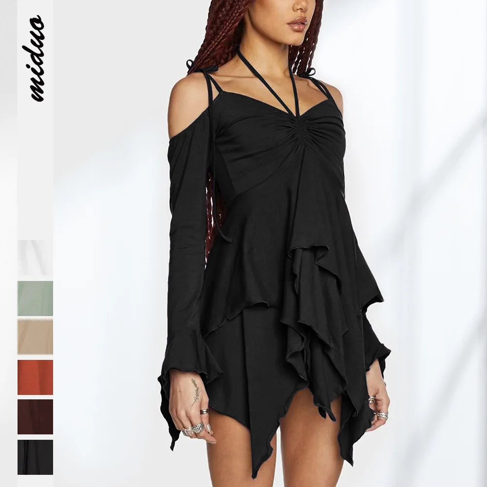 Spring and Autumn Fashion New Women's Long-Sleeved Halter Dress Splicing Process Personality Irregular Design Ultra-Short Skirt
Spring and Autumn Fashion New Women's Long-Sleeved Halter Dress Splicing Process Personality Irregular Design Ultra-Short Skirt
