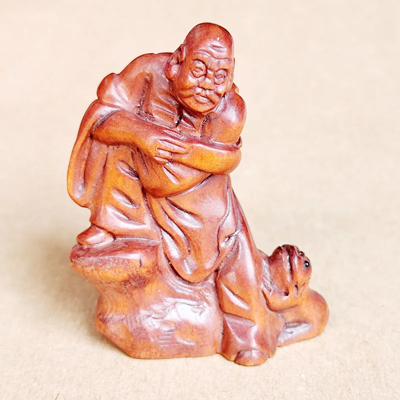 Статуэтка кунг-фу монаха с собакой из самшита
Статуэтка кунг-фу монаха с собакой из самшита