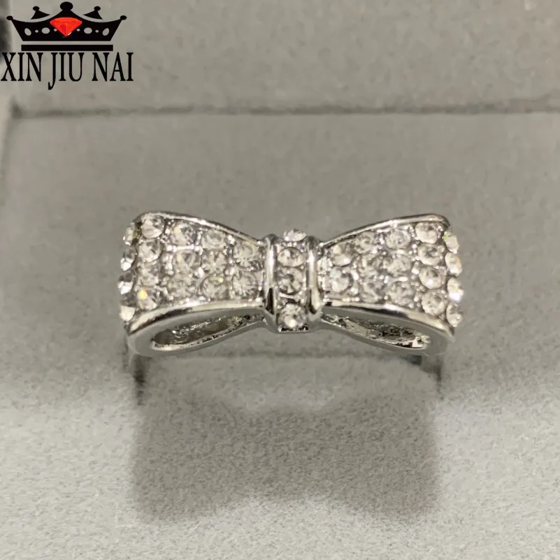 925 Anillos Silver Sparkling Bow Knot Stackable Ring Micro Pave CZ For Women Valentine's Day Gift Jewelry Wholesale Lots Bulk
925 Anillos Silver Sparkling Bow Knot Stackable Ring Micro Pave CZ For Women Valentine's Day Gift Jewelry Wholesale Lots Bulk