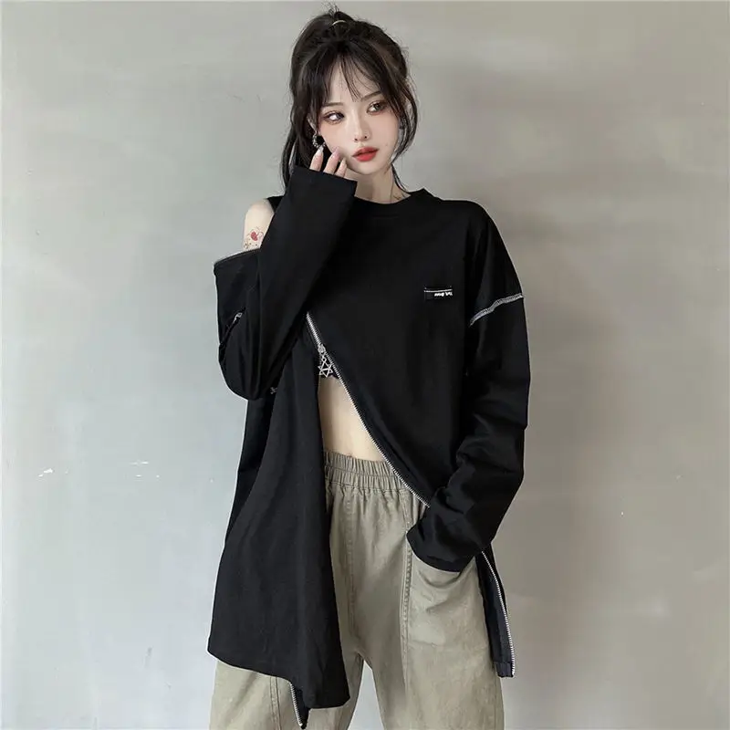 DAYIFUN Harajuku Gothic Women T Shirts O-neck Oversized Streetwear Hip Hop Off Shoulder Korean Fashion Shirts Y2k Sexy Tops
DAYIFUN Harajuku Gothic Women T Shirts O-neck Oversized Streetwear Hip Hop Off Shoulder Korean Fashion Shirts Y2k Sexy Tops