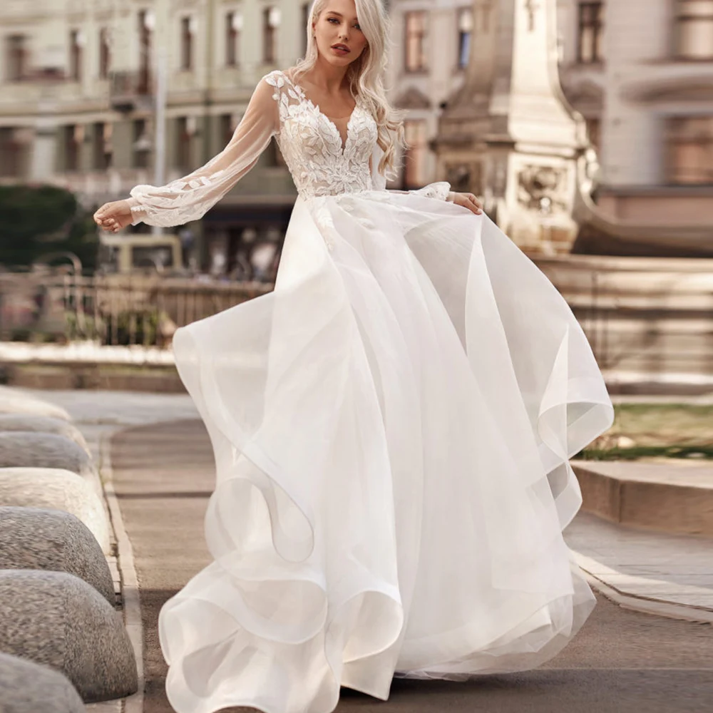 Tulle Wedding Dresses For Bride 2022 V-Neck Long Sleeves A-Line Bridal Gowns Lace Appliques Boho Vestido De Noiva Custom Made
Tulle Wedding Dresses For Bride 2022 V-Neck Long Sleeves A-Line Bridal Gowns Lace Appliques Boho Vestido De Noiva Custom Made