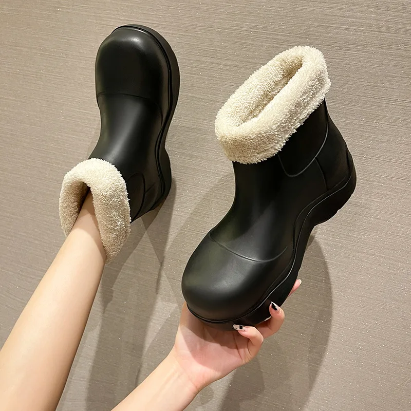 Fashion Rain Boots Women's Fleece Warm Non-slip Waterproof Cotton Boots Thick-soled Avocado Rain Boots Short Tube Snow Shoes
Fashion Rain Boots Women's Fleece Warm Non-slip Waterproof Cotton Boots Thick-soled Avocado Rain Boots Short Tube Snow Shoes