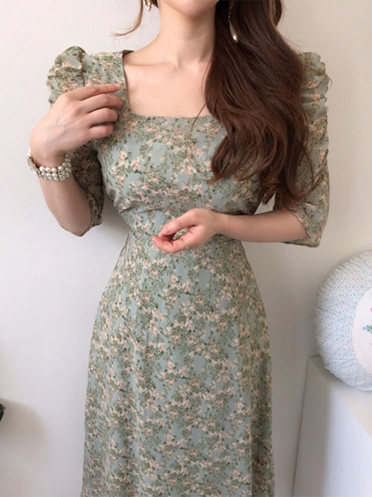 Vintage Square Collar Chiffon Floral Midi Dress Elegant Evening Puff Sleeve Vestidos Maxi Dresses for Women Green Summer Korea
Vintage Square Collar Chiffon Floral Midi Dress Elegant Evening Puff Sleeve Vestidos Maxi Dresses for Women Green Summer Korea