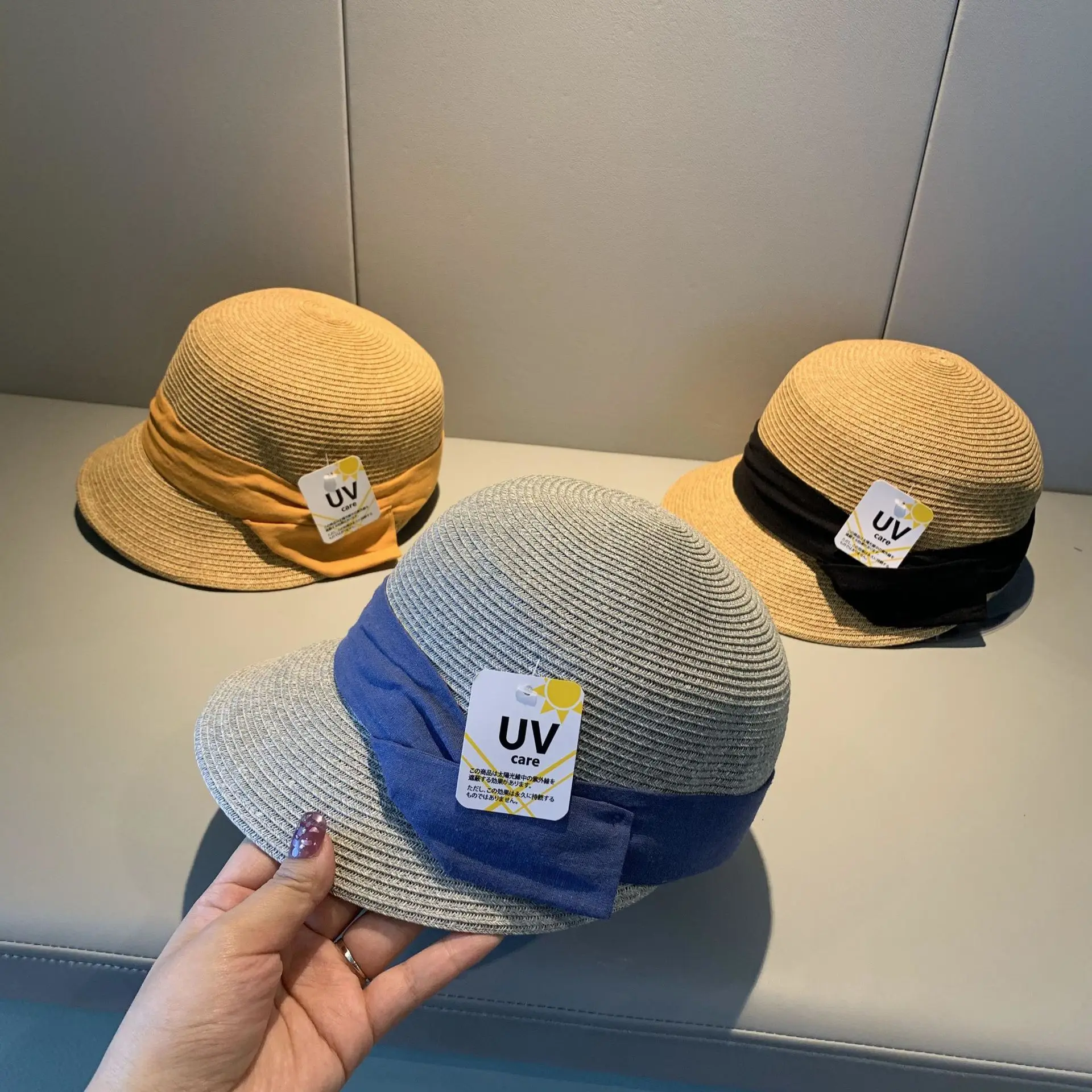 Net celebrity UV straw equestrian hat Japanese casual fashion duck hat ladies outdoor outing short brim visor hat
Net celebrity UV straw equestrian hat Japanese casual fashion duck hat ladies outdoor outing short brim visor hat