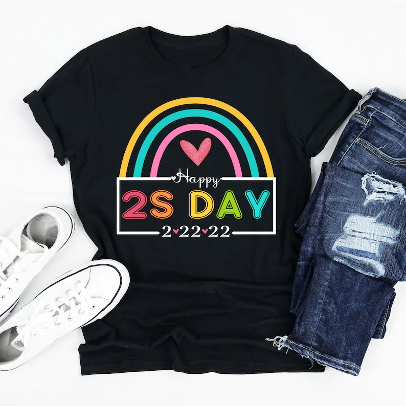 

Happy 2S Day Shirt Happy Twosday T-Shirt Tuesday February 22nd 2022 Gift Rainbow Shirts Numerology Date fashion graphic tee