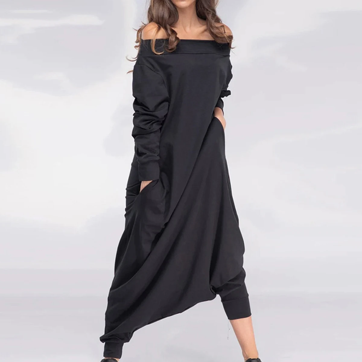 Yeezzi Fashion Female Simple Black Casual Loose Solid Color Long Sleeves Pockets Off-The-Shoulder Jumpsuits For Women 2023 New
Yeezzi Fashion Female Simple Black Casual Loose Solid Color Long Sleeves Pockets Off-The-Shoulder Jumpsuits For Women 2023 New