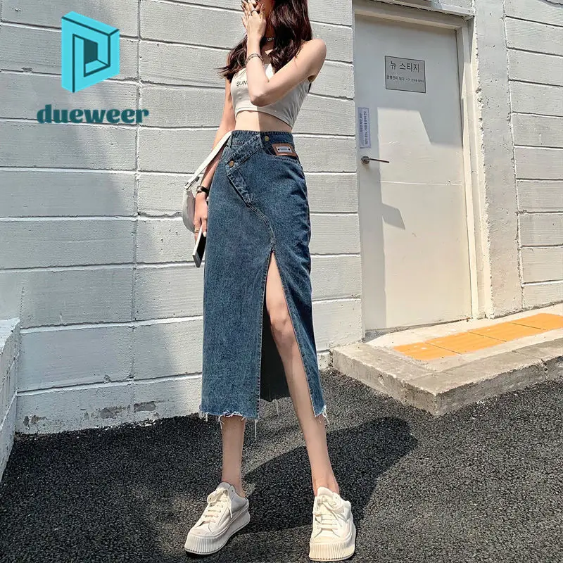 Женская джинсовая юбка с разрезом по бокам DUEWEER, черная длинная трапециевидная юбка средней длины с высокой талией в Корейском стиле Харадзюку на лето
Женская джинсовая юбка с разрезом по бокам DUEWEER, черная длинная трапециевидная юбка средней длины с высокой талией в Корейском стиле Харадзюку на лето