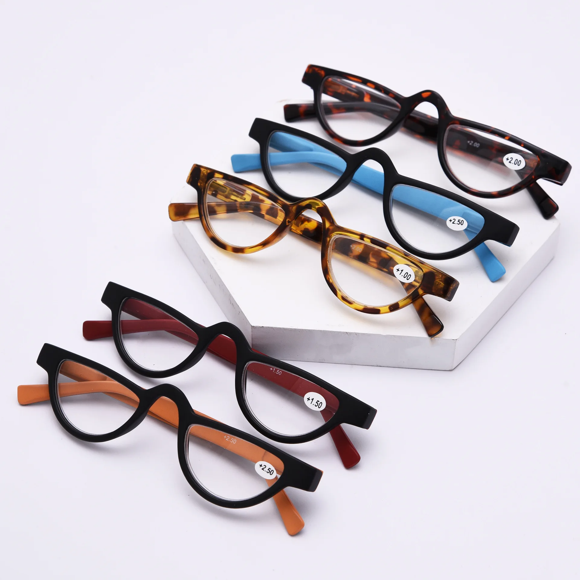 Cubojue Unisex Reading Glasses Male Women 0 +100 150 200 250 300 350 Eyeglasses Frames Female Spectacles Cat Eye
Cubojue Unisex Reading Glasses Male Women 0 +100 150 200 250 300 350 Eyeglasses Frames Female Spectacles Cat Eye