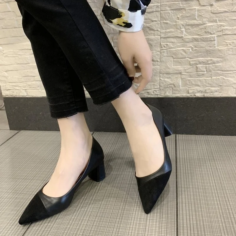 2022 Spring Pointed High Heels Ladies New Korean Stitched Thick Heel Shallow Mouth Single Shoes Women's Fashion Work Pumps Black
2022 Spring Pointed High Heels Ladies New Korean Stitched Thick Heel Shallow Mouth Single Shoes Women's Fashion Work Pumps Black