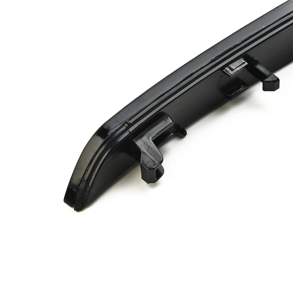 Front Bumper Side logo reflector 2pcs For 2008-14 BMW E71 X6 2010-13 E70 X5M Parts Smoked Black Durable High Quality New
Front Bumper Side logo reflector 2pcs For 2008-14 BMW E71 X6 2010-13 E70 X5M Parts Smoked Black Durable High Quality New