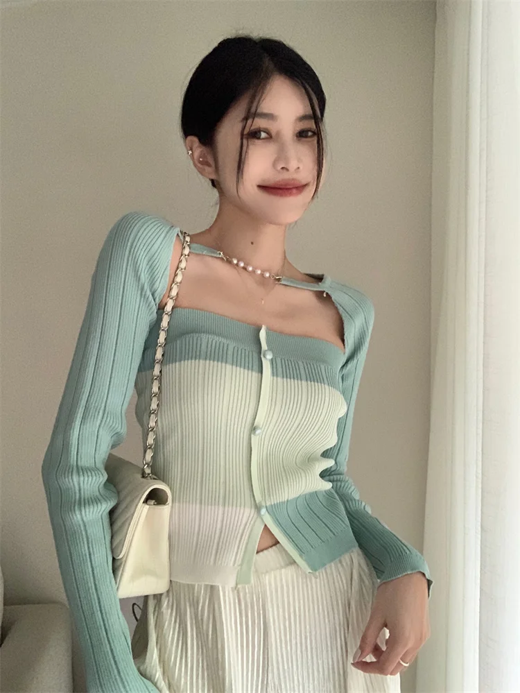 Женский комплект из двух предметов, летний контрастный короткий кардиган с длинным рукавом в стиле пэчворк, жилет, Y2k
Женский комплект из двух предметов, летний контрастный короткий кардиган с длинным рукавом в стиле пэчворк, жилет, Y2k