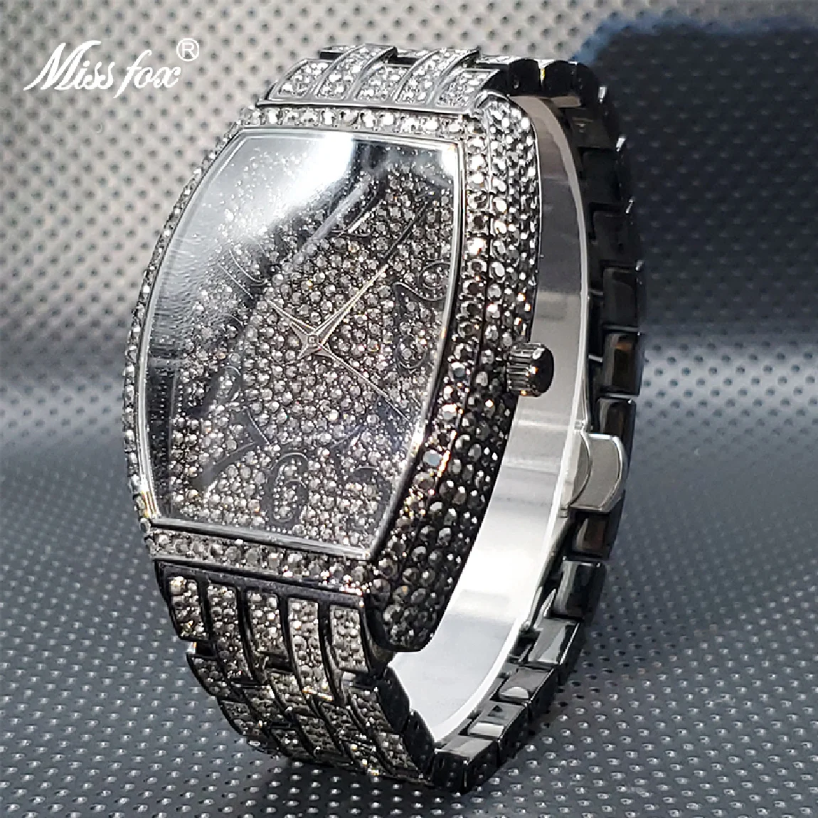 Big Wrist Watches For Men Fashion Special Trendy Cover Cuban Zircon Black Quartz Watch Waterproof Large Timepieces Dropshipping
Big Wrist Watches For Men Fashion Special Trendy Cover Cuban Zircon Black Quartz Watch Waterproof Large Timepieces Dropshipping