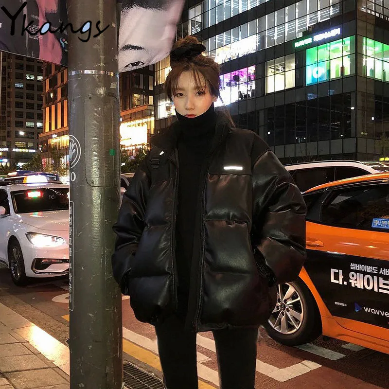 Solid Hooded Imitation Leather PU Cotton Coat Female Oversized Casual Loose Jacket Women Winter 2021 New Zipper Clothes Harajuku
Solid Hooded Imitation Leather PU Cotton Coat Female Oversized Casual Loose Jacket Women Winter 2021 New Zipper Clothes Harajuku