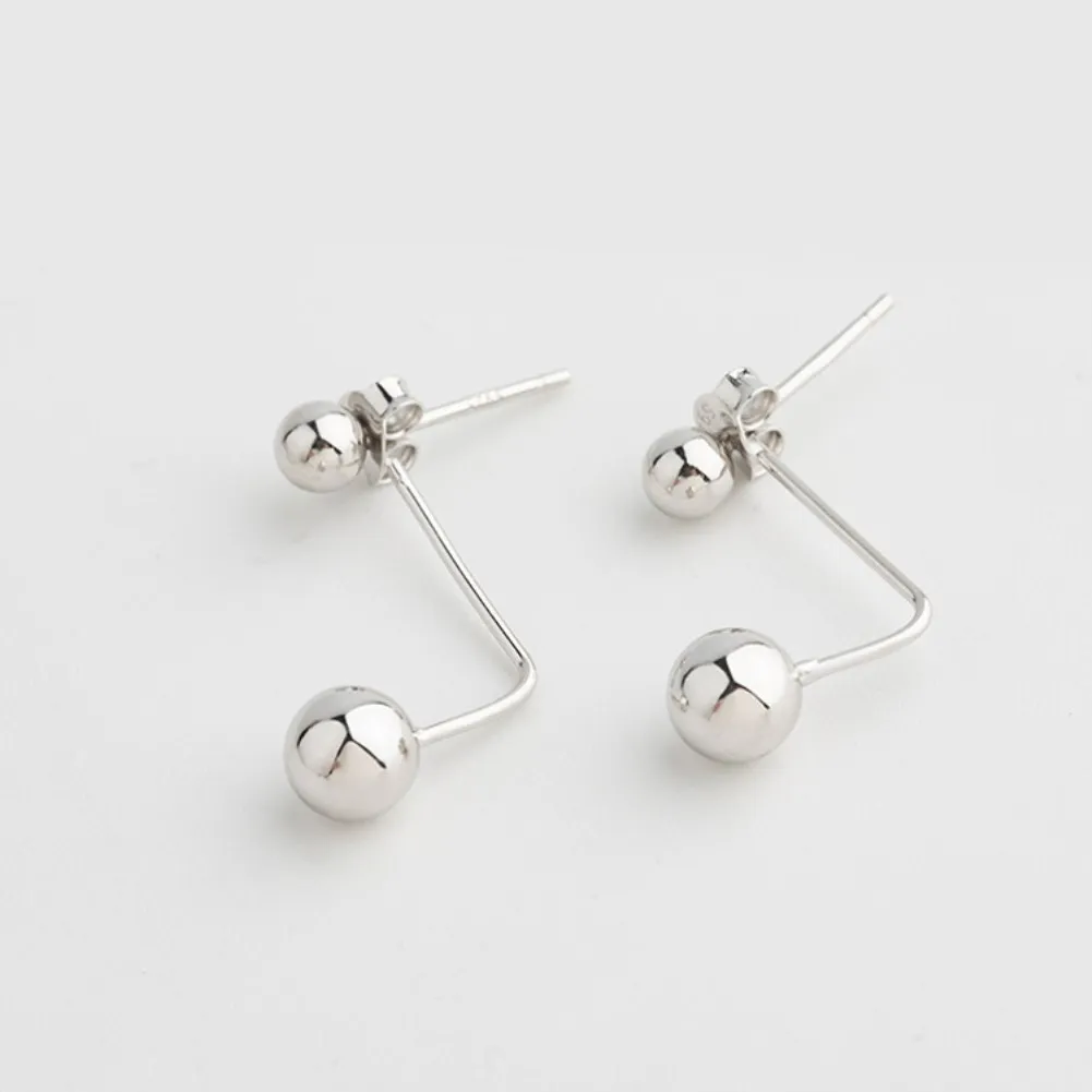New Sterling Silver Stud Earrings Girls Trend Temperament Fashion Silver Earrings Personality Simple Earrings
New Sterling Silver Stud Earrings Girls Trend Temperament Fashion Silver Earrings Personality Simple Earrings