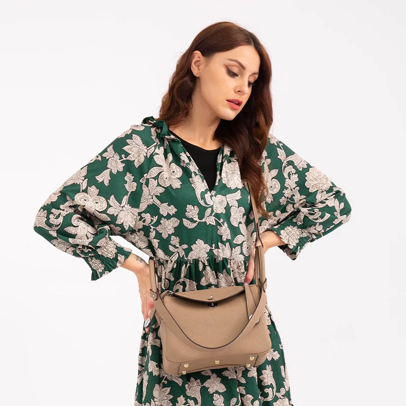 LUXURY HANDBAG BRAND UNDERARM BAGS 2022 FASHION WOMEN'S BAG LYCHEE PATTERN PU LEATHER SHOULDER MESSENGER BAG LADIES DOCTOR BAG
LUXURY HANDBAG BRAND UNDERARM BAGS 2022 FASHION WOMEN'S BAG LYCHEE PATTERN PU LEATHER SHOULDER MESSENGER BAG LADIES DOCTOR BAG