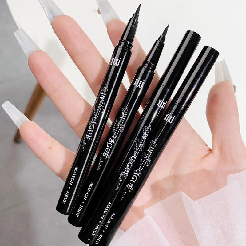 15g Liquid Eyeliner Smooth Ink Flow Very Fine Nib Make Up Eye Makeup 1*1*11cm Quick Drying Liquid Eyeliner One Stroke Eyeliner
15g Liquid Eyeliner Smooth Ink Flow Very Fine Nib Make Up Eye Makeup 1*1*11cm Quick Drying Liquid Eyeliner One Stroke Eyeliner