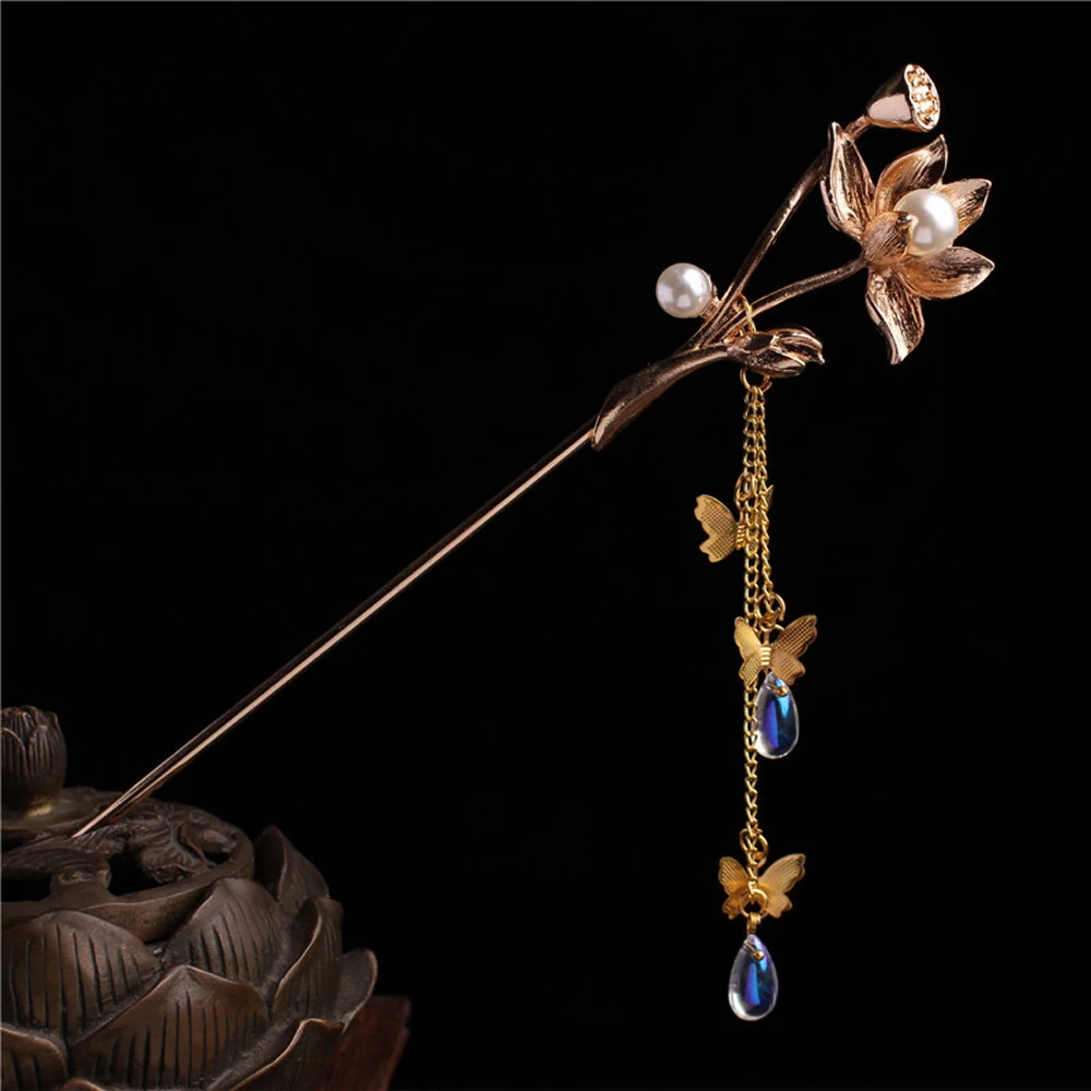 Classic Butterfly Tassel Ancient Style Crystal Plate Hair Fork Tassel Hairpin Pearl Hair Sticks Hair Accessories
Classic Butterfly Tassel Ancient Style Crystal Plate Hair Fork Tassel Hairpin Pearl Hair Sticks Hair Accessories
