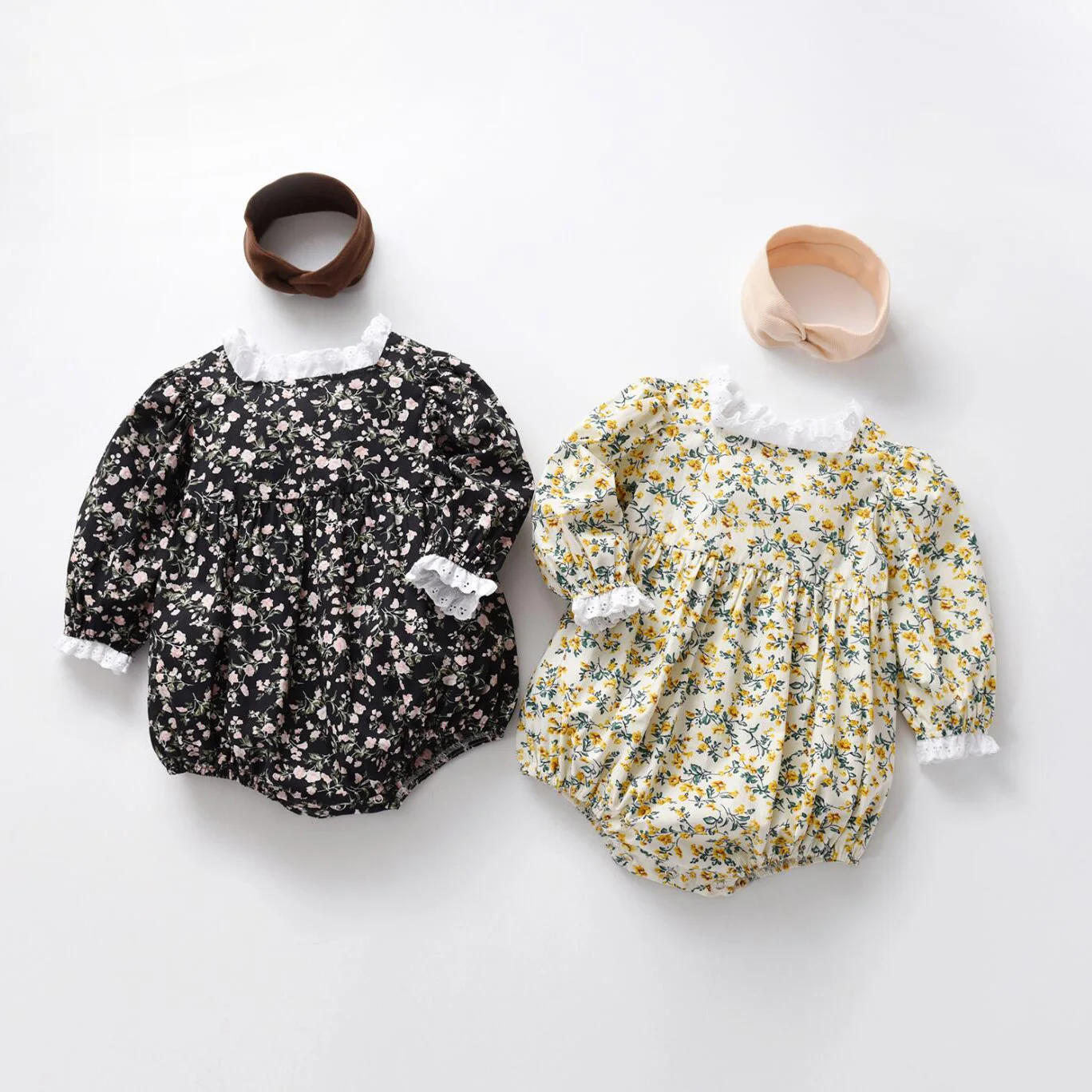 Детское Кружевное боди с длинным рукавом, на весну/осень 
Детское Кружевное боди с длинным рукавом, на весну/осень