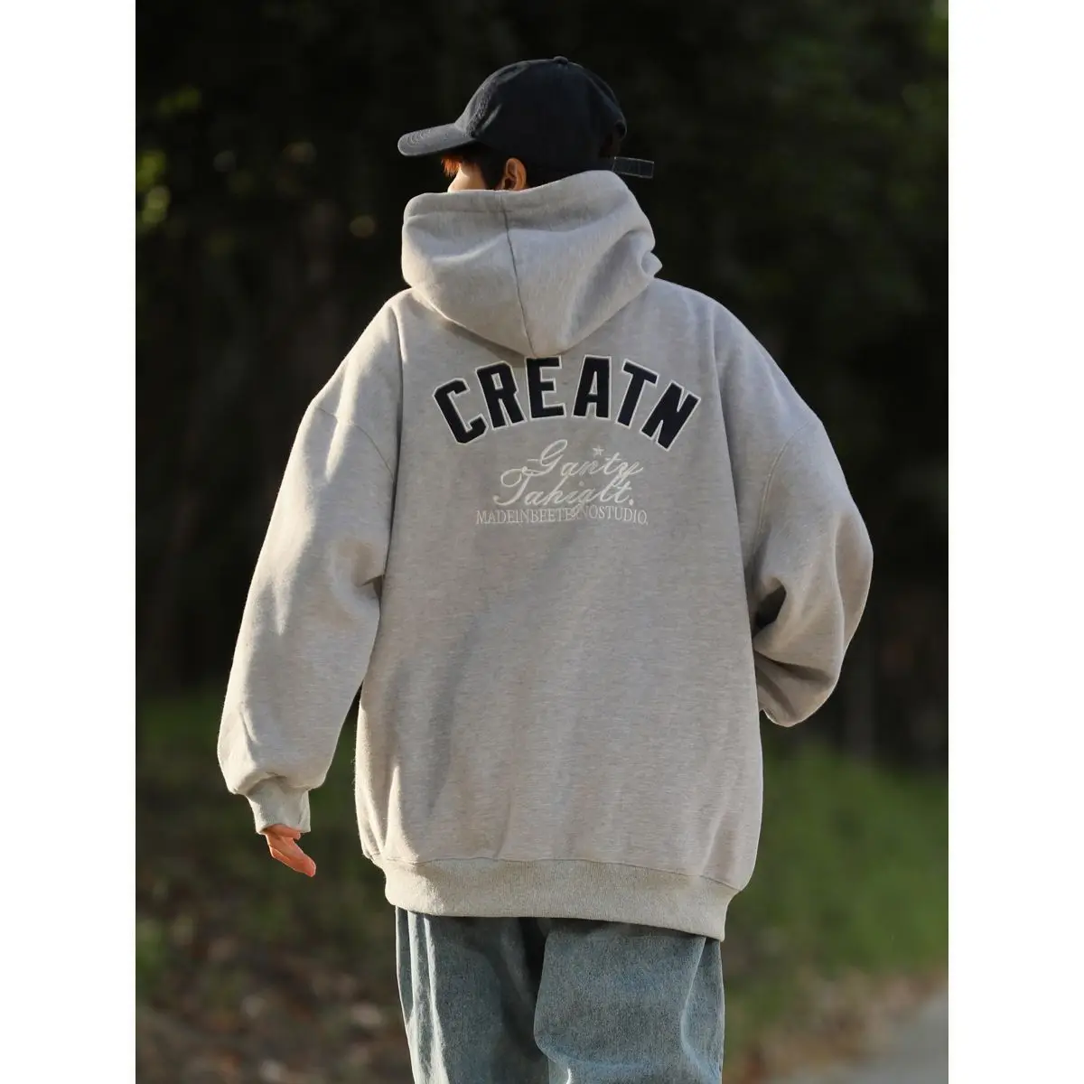 Men and women trendy personality Korean letter printing personality hooded sweater couple hip-hop loose casual Harajuku top y2k
Men and women trendy personality Korean letter printing personality hooded sweater couple hip-hop loose casual Harajuku top y2k